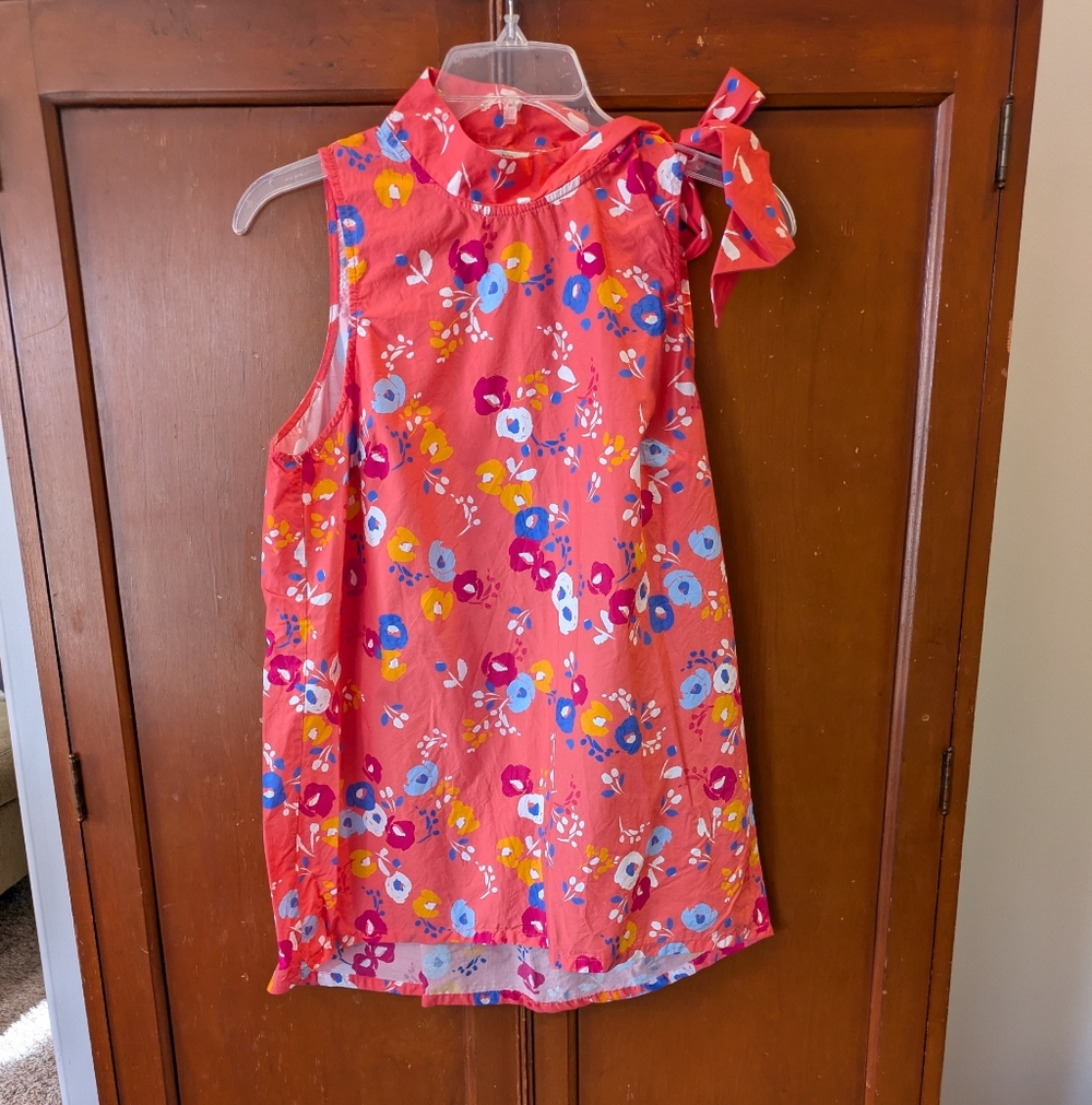 Tyler Boe Flowy sleeveless Floral Pink top w Side tie Size Medium
